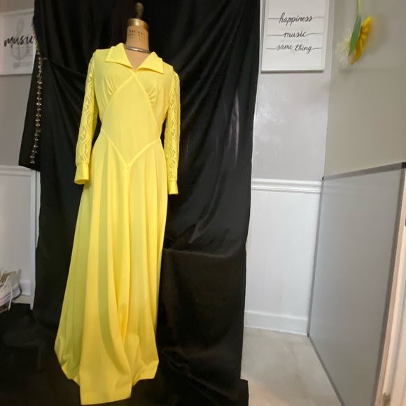 1970s yellow maxi dress long sleeves very beautiful - Picture 9 of 11